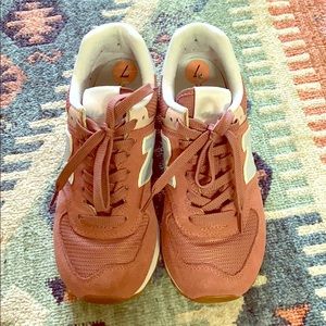 New Balance Sneakers